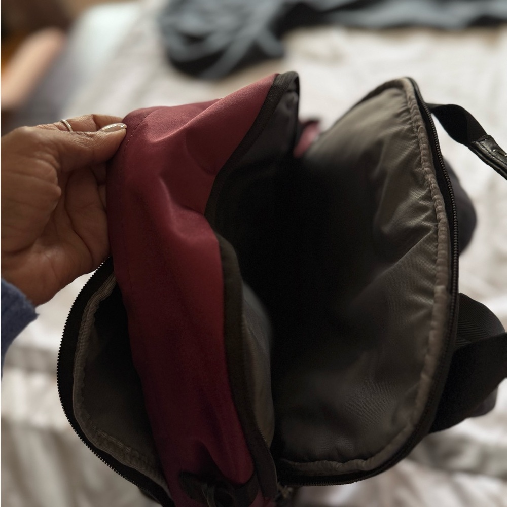 Tumi Devoe Meadow Backpack in Berry Ombré - Picture 5 of 7